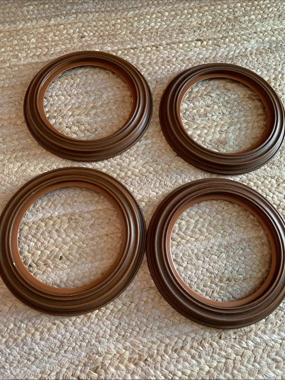 Set of 4 Vintage Van Hygan & Smythe 8” Plate Frames “The Hampshire”